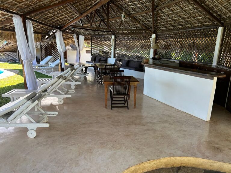 Terrasse et piscine – Appartement 1 Villa Tropical