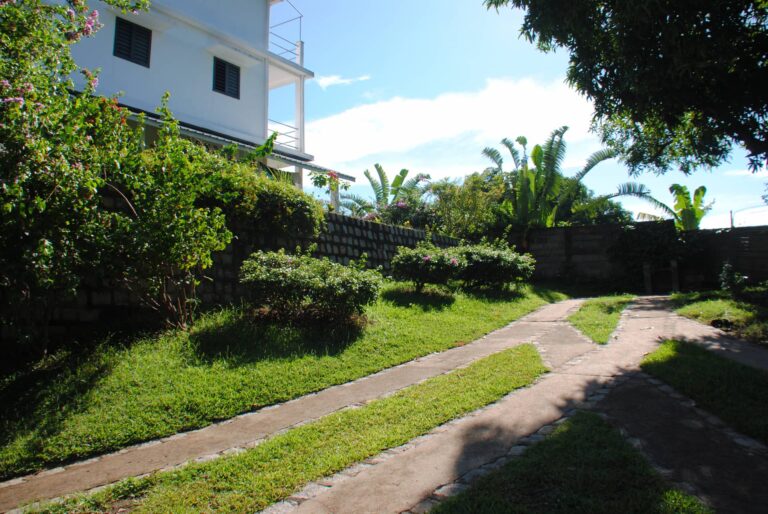 Extérieur et jardin – Appartement 2 Villa Tropical