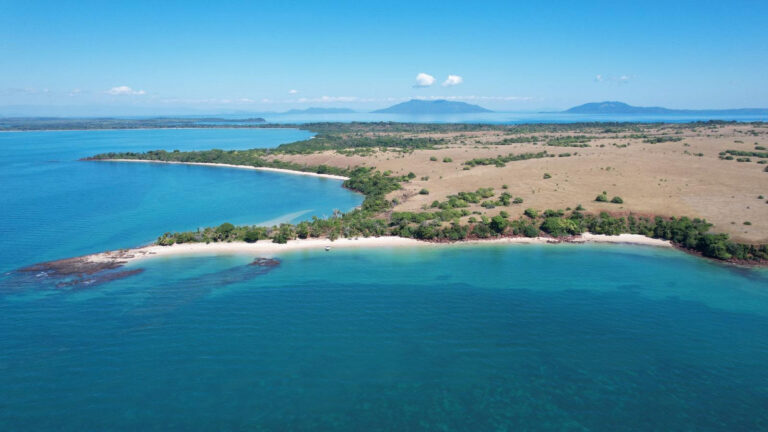 domaine-nosy-faly-littoral-vue-drone